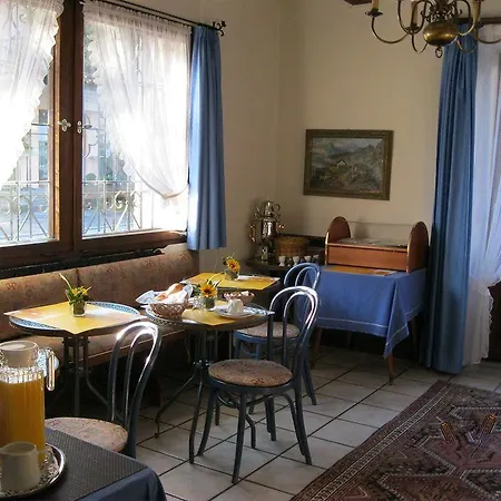 Hotel Haus Hohenzollern Hotel-garni 2*